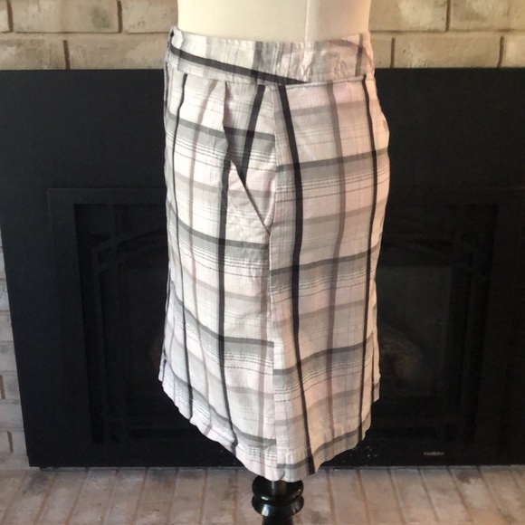 Izod Gray White Pink Plaid Tennis Golf Skort size 8 - Picture 4 of 13